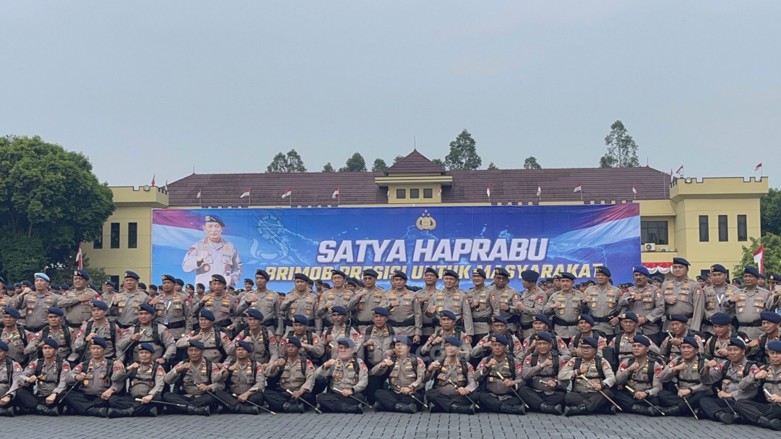 Kapolri Ingatkan Ancaman Dampak Konflik Global pada Rakernis Brimob Depok