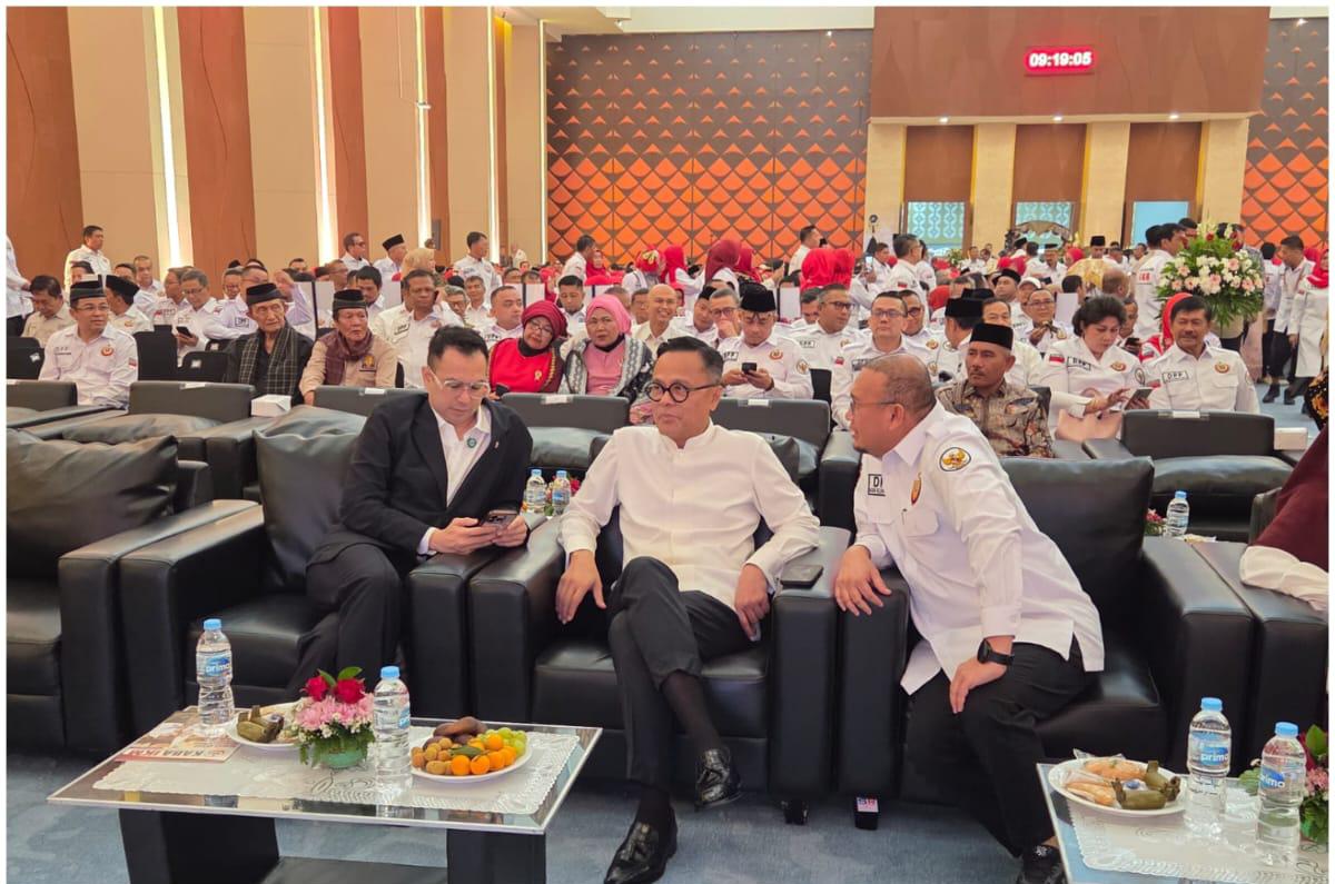 Ribuan Perantau Minang Padati Gedung Parlemen dalam Pelantikan Pengurus IKM