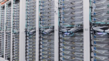 kapasitas-data-center-di-indonesia-ditarget-tembus-1,65-gw-akhir-2026