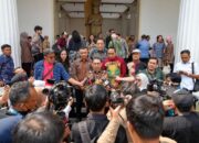 Menteri Kebudayaan Republik Indonesia, Prof. (Hon) Dr. Fadli Zon, menegaskan bahwa museum memiliki peran strategis sebagai pusat pengetahuan, penguat identitas bangsa, sekaligus hulu ekonomi budaya