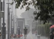 BMKG Ingatkan Warga Waspadai Potensi Hujan Lebat di Berbagai Wilayah Indonesia