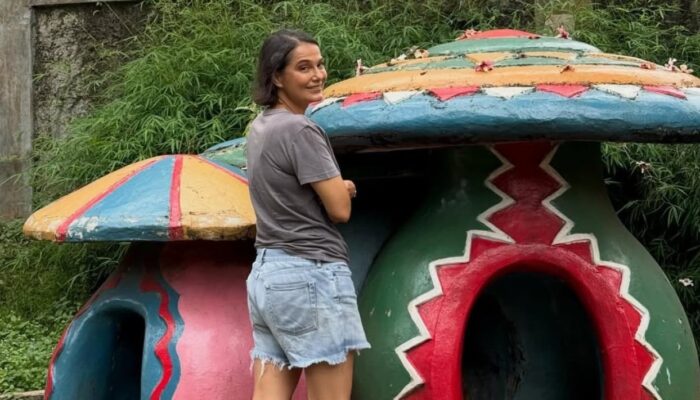 Dominique Sanda Kunjungi Lokasi Syuting Tuyul dan Mbak Yul di Cibubur