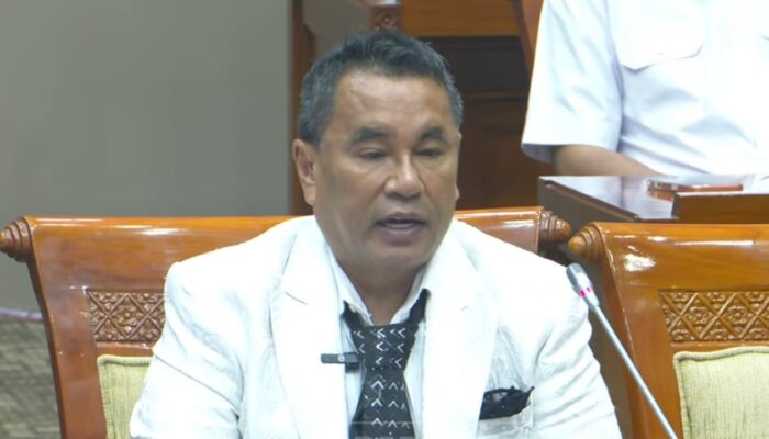 Hotman Paris Desak Pejabat Komnas Perempuan Mundur Usai Komentari Kasus YTR