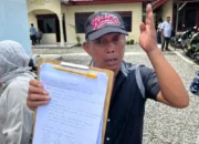 Massa Enam Suku di Padang Protes Dugaan Rangkap Jabatan Ketua KAN Lubuk Kilangan