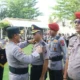 tingkatkan-kinerja-pelayanan,-polda-sumbar-naikkan-pangkat-1.274-personel