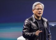 Jaket Kulit CEO Nvidia Jensen Huang Laku Rp17 Miliar di Pelelangan