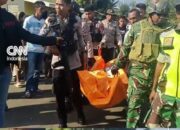 Keluarga Makamkan Dua Korban Tewas Akibat Bentrokan Berdarah di Adonara