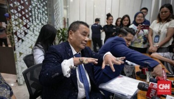 Forum Pemred Kecam Sikap Arogan Hotman Paris saat Menjawab Pertanyaan Wartawan