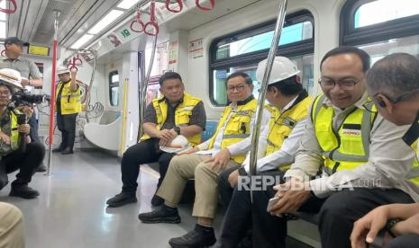bertemu-seskab-teddy,-pramono-bicara-pembangunan-lrt-jakarta