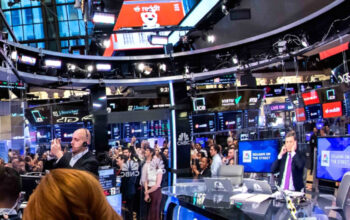 IHSG Melemah 0,60%, Investor Asing Lepas Saham ASII hingga BUMI