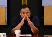 Mengenal Sosok Rachmat Gobel: Rekam Jejak Pengusaha dan Politisi Indonesia