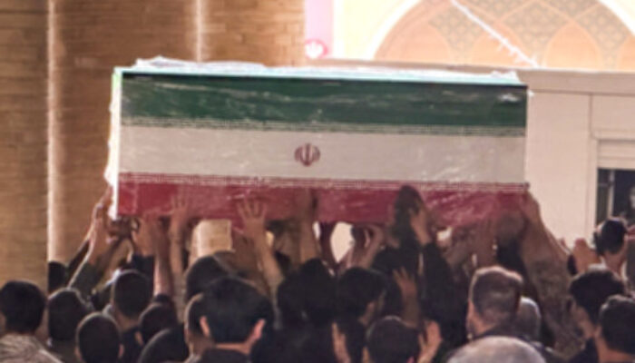Jutaan Pelayat Mengantar Peristirahatan Terakhir Pemimpin Tertinggi Iran Khamenei