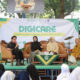 Tim dosen dan mahasiswa Ilkom FISIP UMJ berfoto bersama siswa SMA Muhammadiyah 25 Setiabudi dalam program DIGICARE.