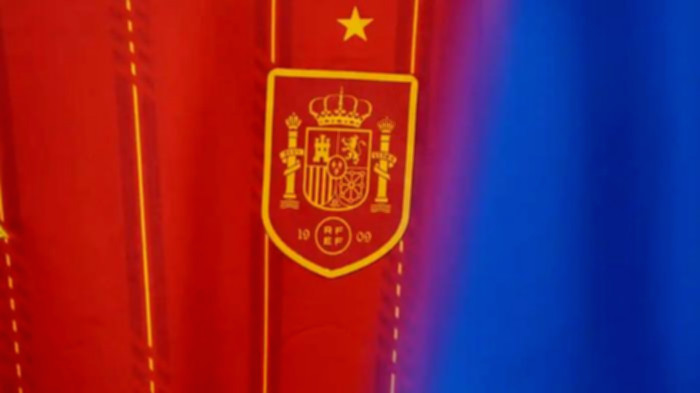 Mikel Oyarzabal merayakan gol penalti untuk Spanyol saat melawan Prancis di semifinal Piala Dunia 2026