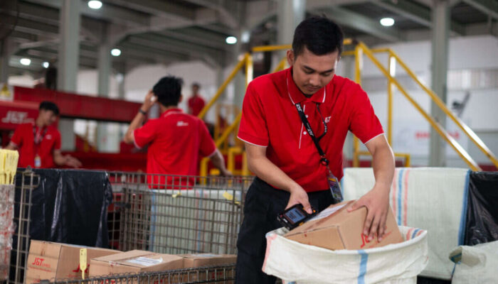 J&T Express Cetak Rekor 100 Juta Paket Per Hari pada Kuartal II-2026
