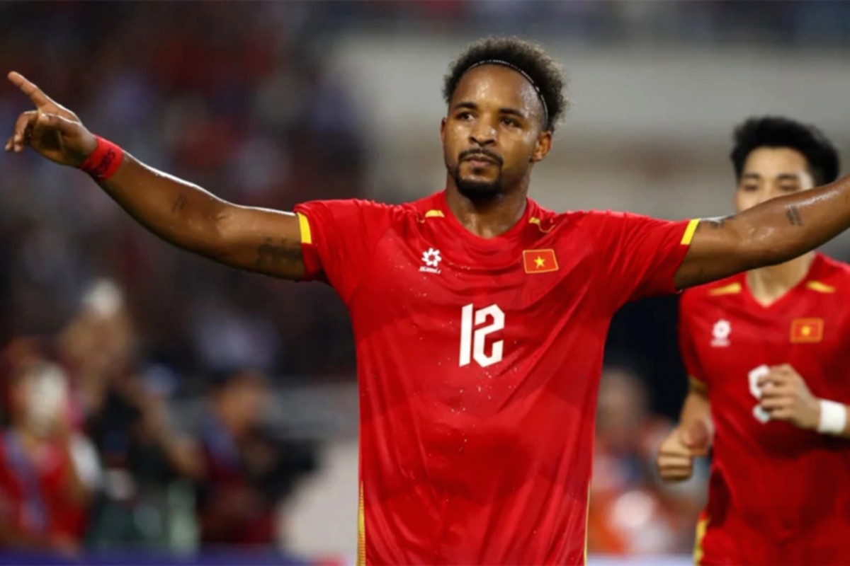 Pemain tim nasional sepak bola Vietnam dan Thailand berhadapan dalam laga final Piala AFF 2026.