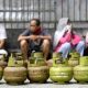Tabung gas LPG 3 kg yang sering digunakan masyarakat sebagai bahan bakar rumah tangga