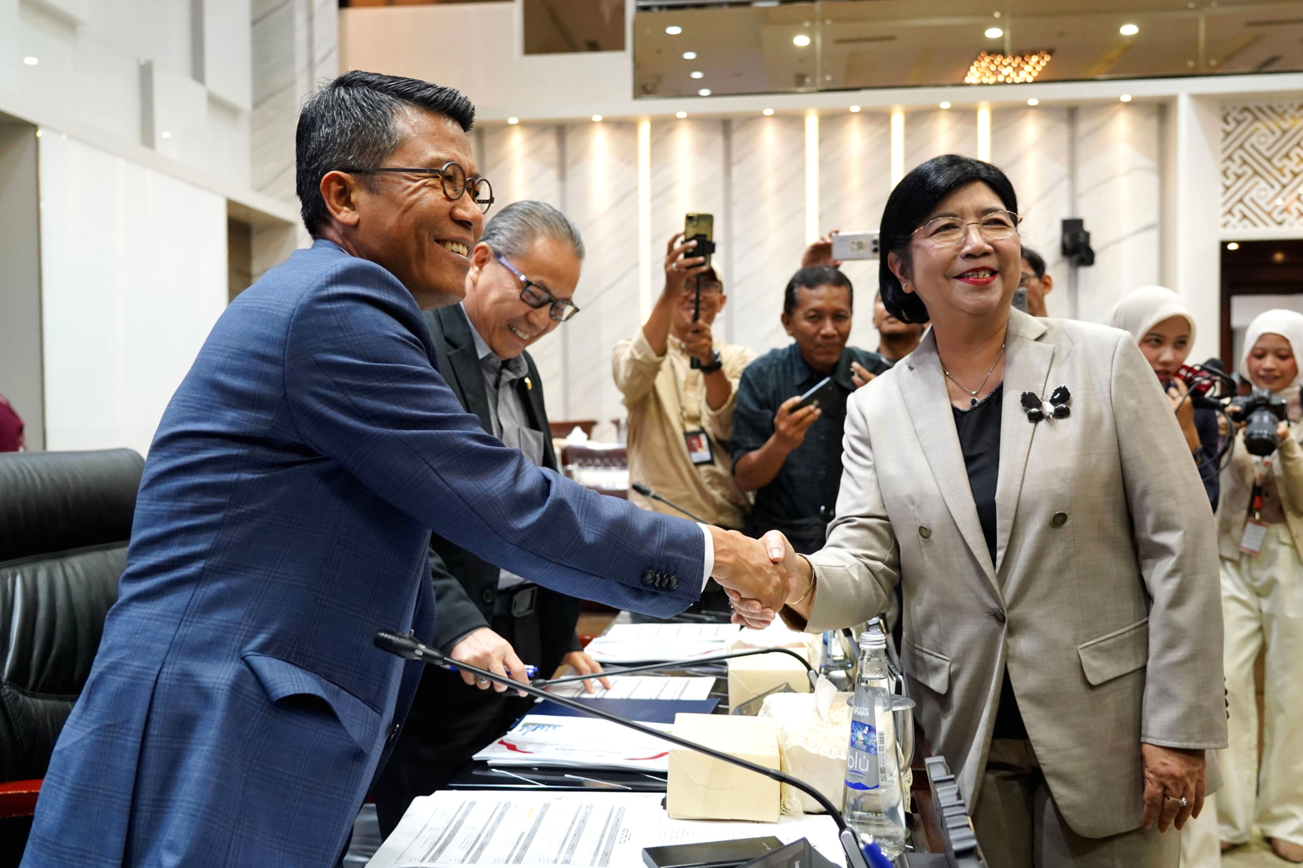 Destry Damayanti saat menjalani uji kelayakan dan kepatutan sebagai calon Gubernur Bank Indonesia di DPR RI.