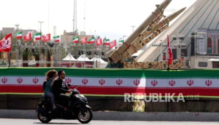 Teheran Tegaskan Negara Pendukung Perang Ekonomi AS sebagai Musuh Iran