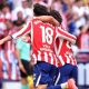 Pemain Atletico Madrid dan Villarreal berebut bola dalam laga Liga Spanyol di Stadion Metropolitano.