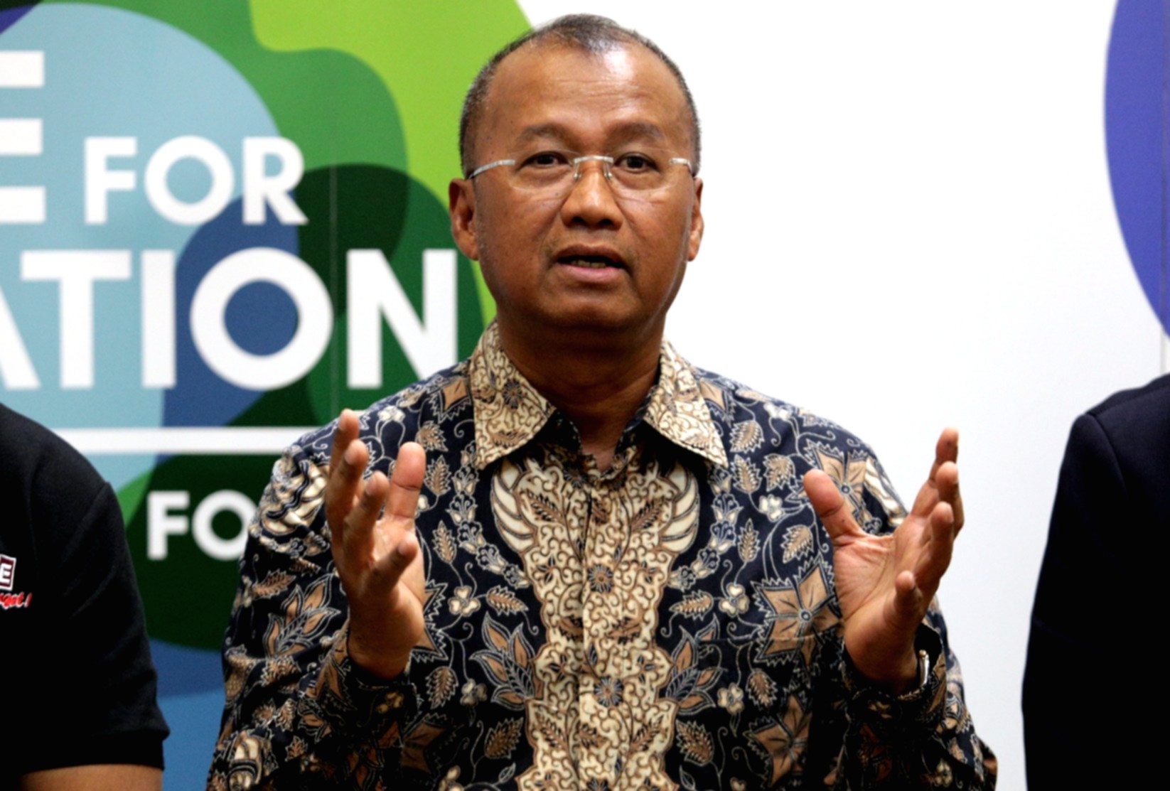 M. Sarjito saat mengikuti uji kelayakan dan kepatutan sebagai Kepala Eksekutif Pengawas BMKS di Kompleks Parlemen.