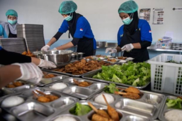 Menteri Keuangan Purbaya Yudhi Sadewa memberikan keterangan resmi terkait anggaran program Makan Bergizi Gratis 2027.