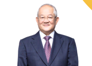 Low Tuck Kwong dalam sebuah acara resmi terkait PT Bayan Resources Tbk.