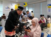 Jajaran Direksi PT TASPEN melakukan kunjungan langsung ke kediaman pensiunan dalam rangka Hari Pelanggan Nasional 2026.