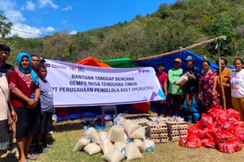 Penyaluran bantuan logistik sebanyak dua ton oleh PT PPA dan BNPB untuk korban gempa bumi di Nusa Tenggara Timur.