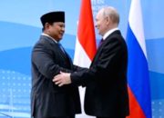 Presiden Prabowo Subianto memberikan arahan terkait penanganan masalah domestik sebelum kunjungan kerja ke Rusia.