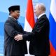 Presiden Prabowo Subianto memberikan arahan terkait penanganan masalah domestik sebelum kunjungan kerja ke Rusia.