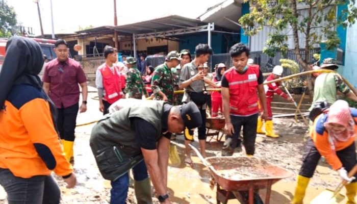Jalur Padang-Solok Kembali Dibuka Usai Diterjang Banjir Bandang