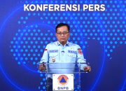 Sekretaris Utama BNPB Rustian memberikan keterangan terkait pengajuan tambahan dana penanggulangan bencana