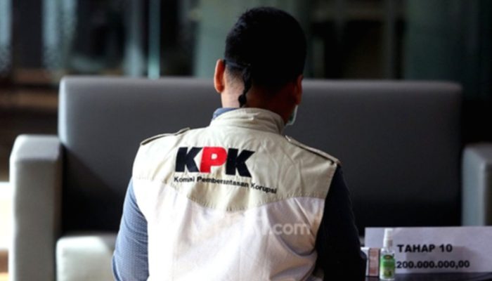 KPK Geledah Rumah Mertua Adi Sumarta Terkait Kasus Korupsi