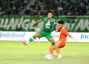 Bernardo Tavares saat memberikan keterangan pers usai laga Persebaya Surabaya melawan PSIM Yogyakarta