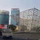 Logo PT Summarecon Agung Tbk di gedung perkantoran