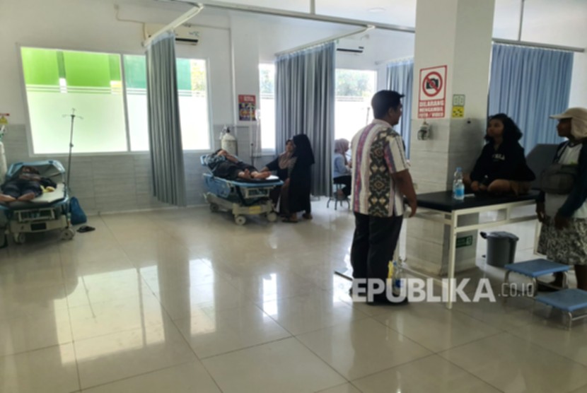 Koordinator Forum BEM se-Kabupaten Rembang, Ahmad Fajar Mushoffa, saat memberikan keterangan terkait kasus keracunan MBG.