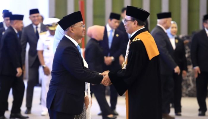OJK Siapkan Dua Aturan Usai Lantik Sarjito Pimpin Bursa Mineral