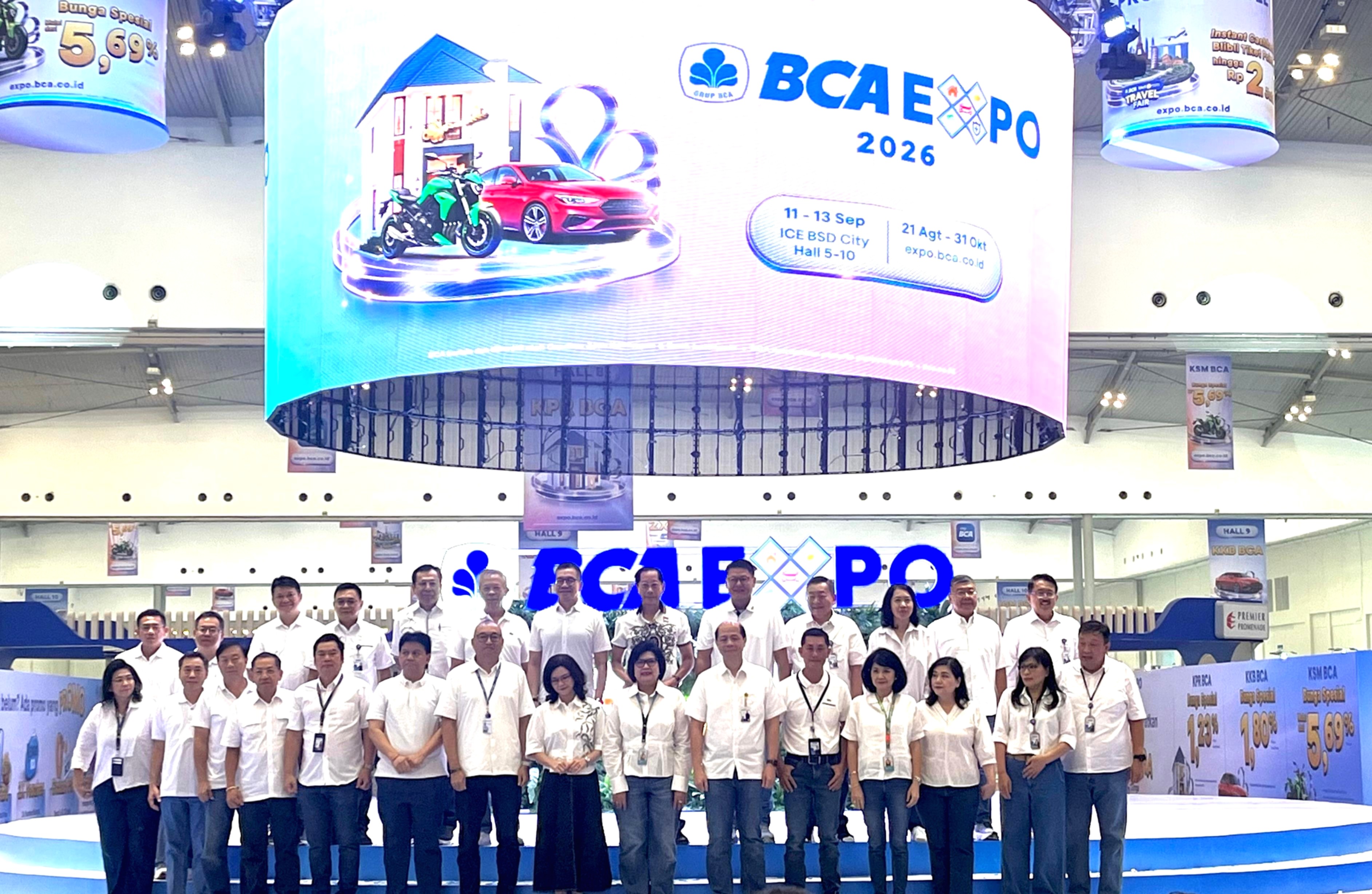 Suasana pameran BCA Expo 2026 yang menawarkan berbagai promo hunian, kendaraan, dan kebutuhan perjalanan masyarakat.
