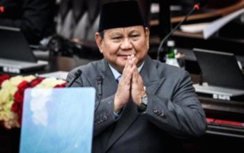 Membandingkan Pola Elektabilitas Prabowo dengan Presiden Terdahulu di Tahun Kedua