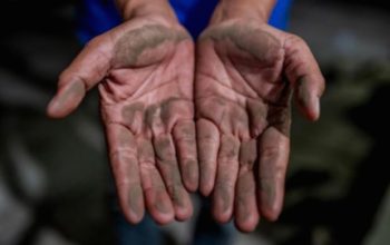 Sekolah Beralih ke PJJ Akibat Dampak Abu Erupsi Anak Krakatau