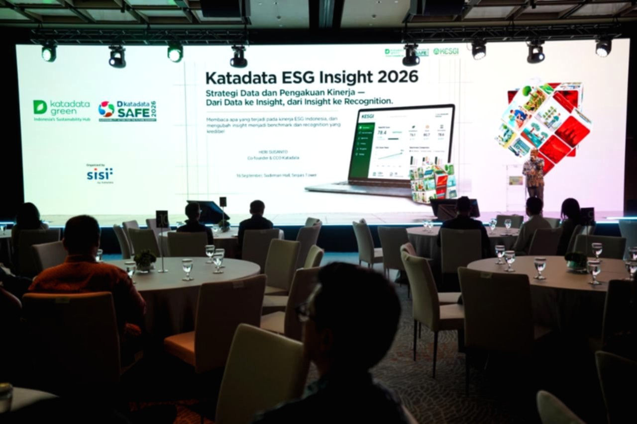 Penerima penghargaan KESGI Award 2026 dalam acara Katadata SAFE 2026 di Sudirman Hall, Jakarta.