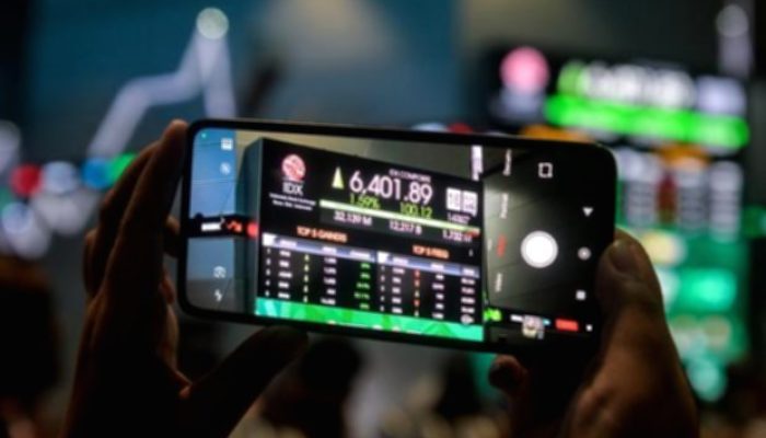 IHSG Menguat ke 6.667, Transaksi Crossing Saham ASII Capai Rp198,8 Miliar