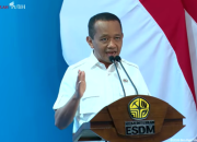 Menteri ESDM Bahlil Lahadalia memberikan keterangan terkait investasi pembangunan pabrik pengolahan bauksit di Kalimantan.