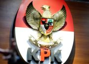 Penyidik KPK melakukan penggeledahan di kantor PT Summarecon Agung Tbk di Bogor terkait kasus suap pengurusan HGB.