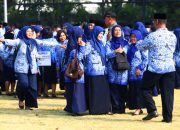 Sejumlah tenaga PPPK melakukan aksi penyampaian aspirasi menolak mekanisme tes untuk beralih menjadi PNS.