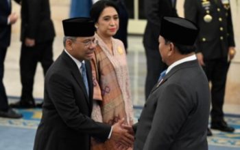 Presiden Prabowo Lantik Suahasil Nazara Jadi Menteri Keuangan Baru