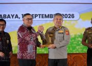 Penandatanganan nota kesepahaman kerja sama antara PT Pegadaian dan Polri di Surabaya.