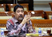 Ketua Dewan Nasional SETARA Institute, Hendardi, memberikan keterangan terkait kasus penyiraman air keras
