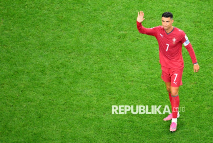 Cristiano Ronaldo saat memperkuat tim nasional Portugal di lapangan